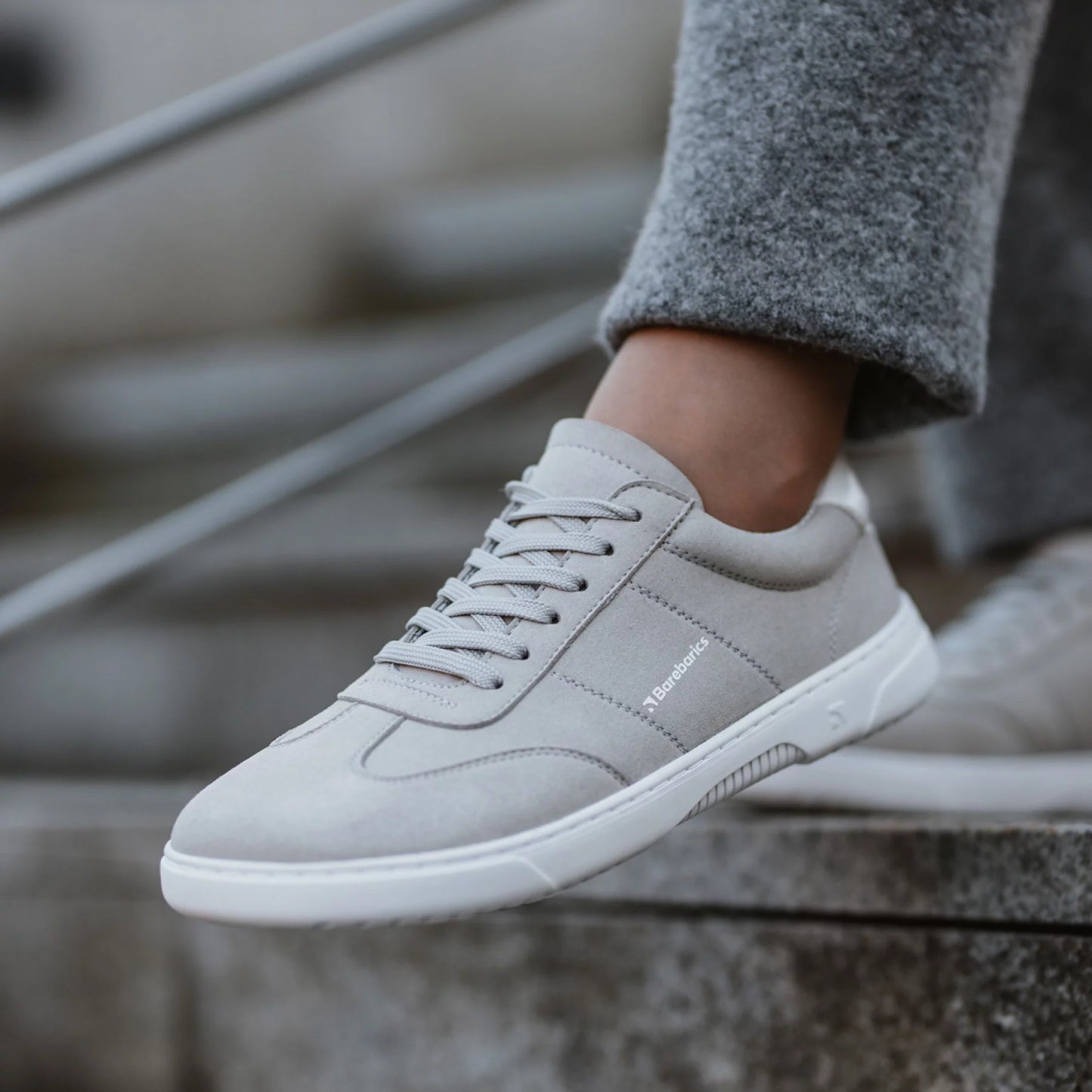 Pulsar - Gray & White