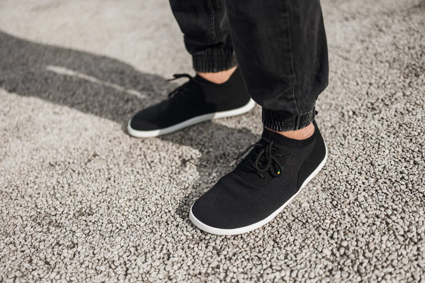 Baskets pieds nus Stride - Noir &amp; Blanc